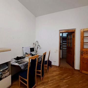 Довгострокова оренда 2к Квартира Пекарська вулиця