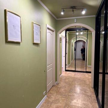 Продаж 3 кімнатної квартири на ж/м Червоний Камінь