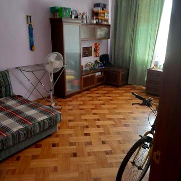 метро Тараса Шевченка,довгострокова оренда,вул.Межигірська 56,