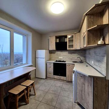 Аренда 1-комнатной квартиры на Победе -4! Соборный район!