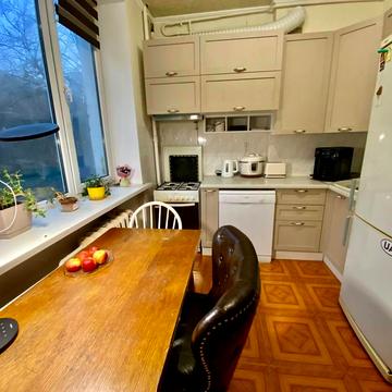 Михайла Бойчука вул. (Кіквідзе), 15-Б