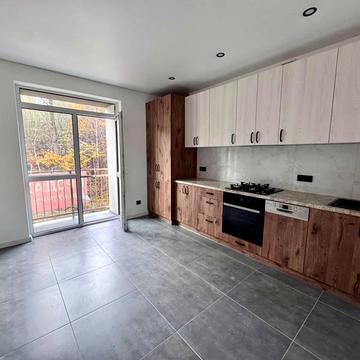 Гетьмана Мазепи вул., 96