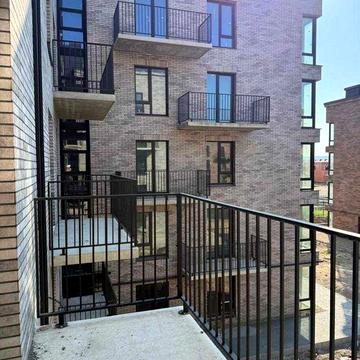 Продаж 2 кім. квартира в малоповерховому ЖК  р-н Озера