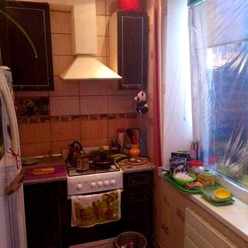 Продам квартиру 2 ком, метро Спортивная.