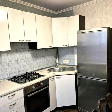 Яскрава вул. (Тверська), 9