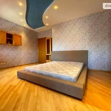 Продаж 4к Квартира Сікорського Ігоря вулиця