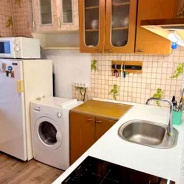 Довгострокова оренда 1к Квартира Незалежності (Титова) вулиця