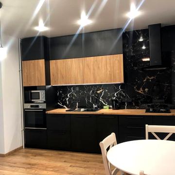 Івана Величковського вул., 1б