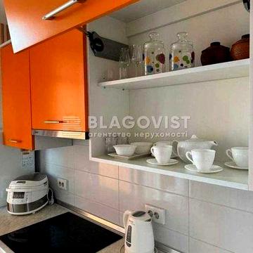 Продаж 1-кім на Богатирській 6а, м Минська