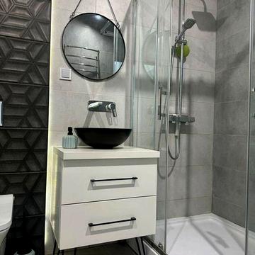 Оренда 2 кімнатної новобудови з зарядкою власного електрокару