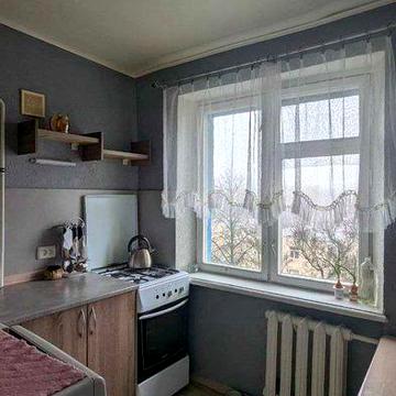 Простора 3-х кімнатна на Алмазному. Продаж квартири.