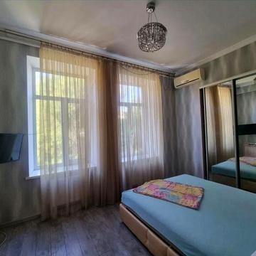 Базарна вул., 29