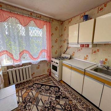 Здам 2-кімн квартиру по вул. Космонавтів 22