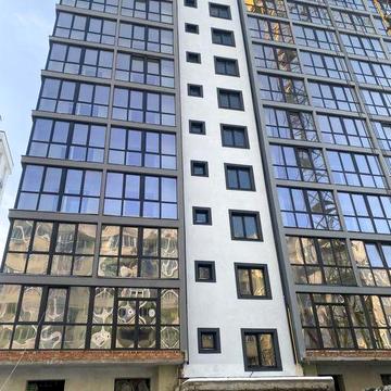 Продаю 2-ну квартиру в гарній новобудові