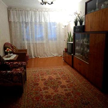 Продам двокімнатну квартиру на Даманському