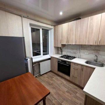 Здам 2-к квартиру 12 квартал Козака Мамая