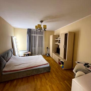 Уляни Кравченко вул., 20