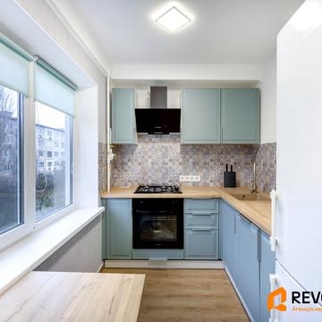 Кубанської України вул. (Маршала Жукова), 17