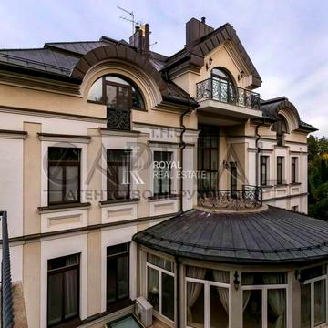 Пирятинська вул., 6