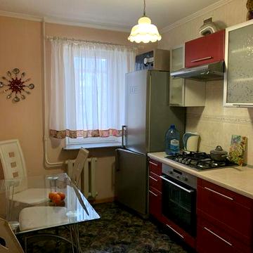 Продам 3-кімн.кв. 69 кв.м по вул.Троіцька, навпроти Ілони, центр