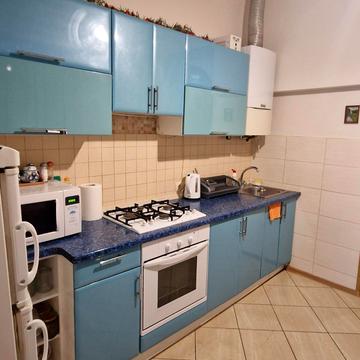 Пантелеймона Куліша вул., 33