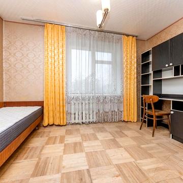 Зеленого Клину вул. (Уссурійська), 6