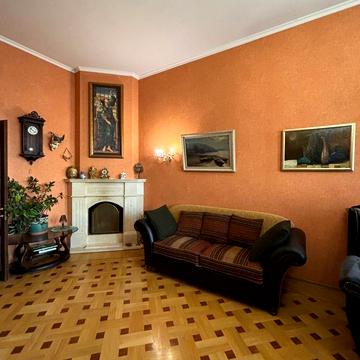 Лютеранська вул., 6