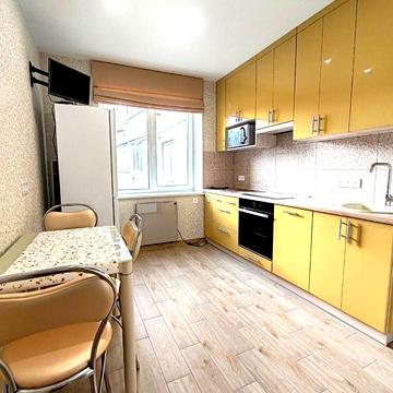 Проспект Героев, 18