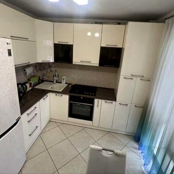 ПРОДАЖ 1 кім вул. Коновальця