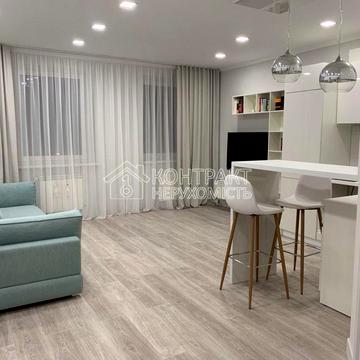 Лебединська вул., 3