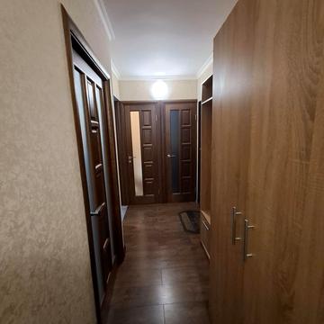 Машинобудівна вул., 25