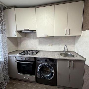 Довгострокова оренда 1 к.к. з НОВИМ євремонтом  на Театральній