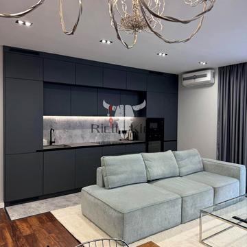 Предславинська вул., 57