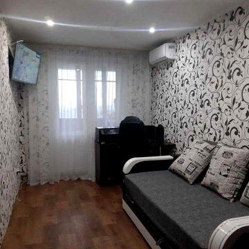 Продам 2-к квартиру Набережна Перемоги вул. 58 Перемога-1