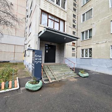 Архітекторів вул., 22