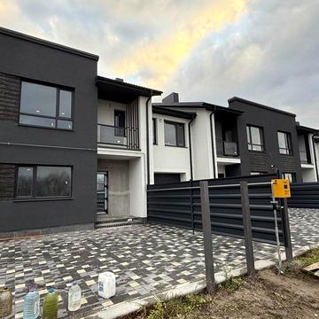 Білогорща вул.