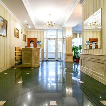 Валерія Лобановського просп. (Червонозоряний), 4-В