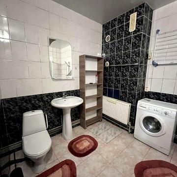 Продаж 3к Дім Братиславська вулиця