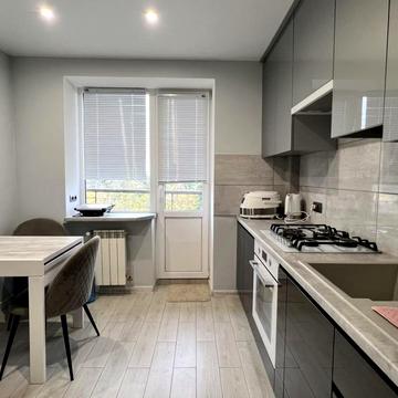 Тараса Шевченка вул., 16