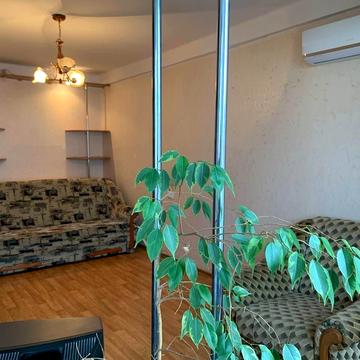 Оболонський просп., 31