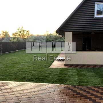 Лютнева вул., 12