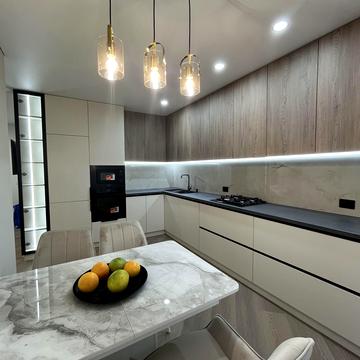 Юліана Пелеша вул., 3