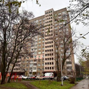 3-кім, Квітневий провулок 6, Мостицький масив, Виноградар