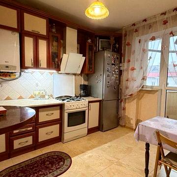 Продаж 3-кім. квартири 76 м з ремонтом/вул. Тролейбусна, 7 ЖК Тролейбусна