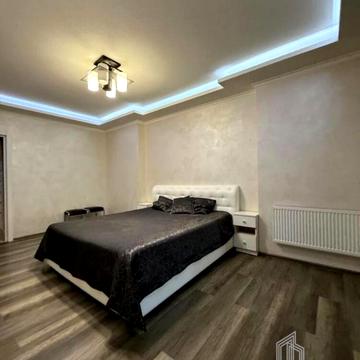 Степана Рудницького вул. (Академіка Вільямса), 3/7