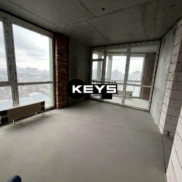 Причальна вул., 10