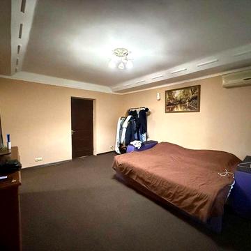 Продаж 2-кімнатної квартири Володимиро-Либідська 16