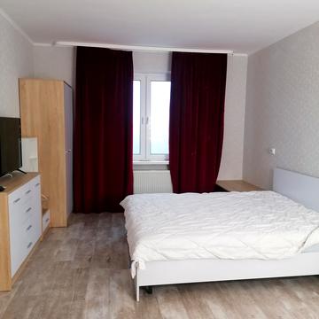 Ясинуватський пров., 11