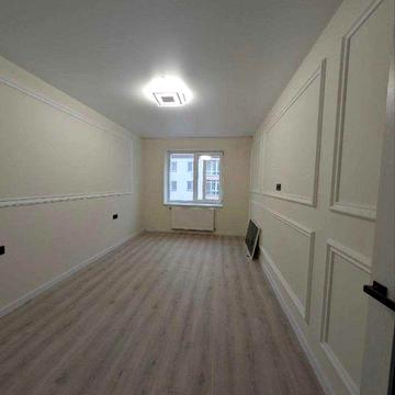 Продаж 2-кім  з ремонтом та з видом на Вовчинецькі гори.