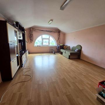 Богдана Хмельницького вул., 51б